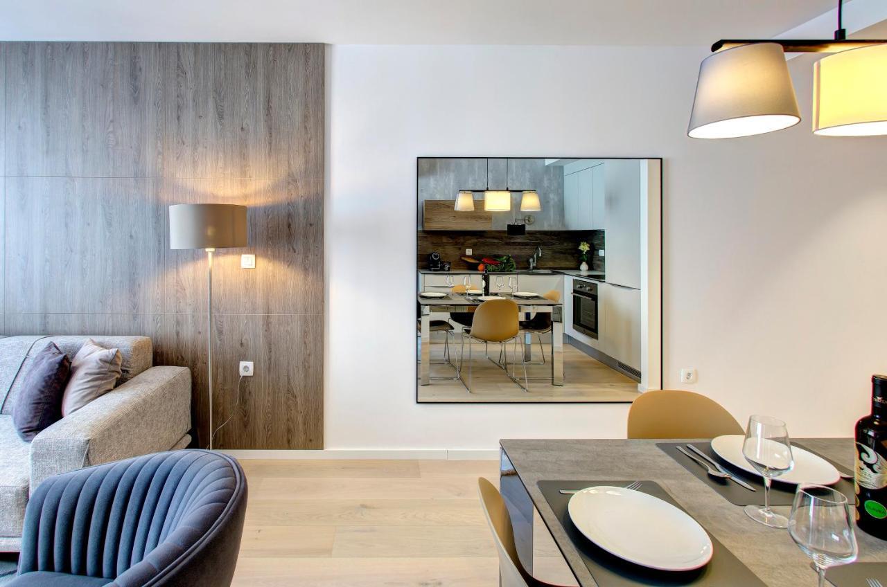 Four Blue Seasons - Luxury Apartments ดูบรอฟนิก ภายนอก รูปภาพ
