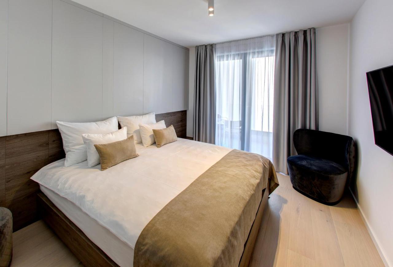 Four Blue Seasons - Luxury Apartments ดูบรอฟนิก ภายนอก รูปภาพ