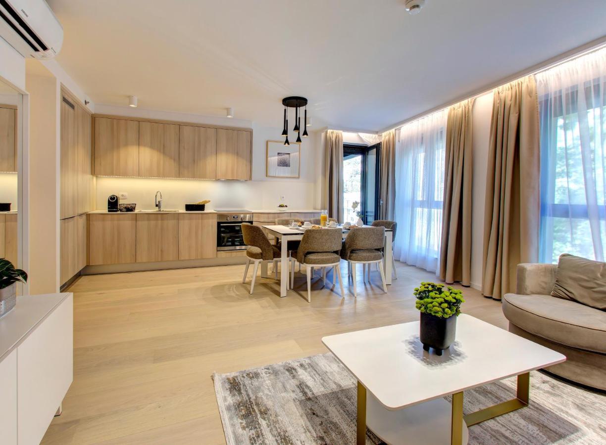 Four Blue Seasons - Luxury Apartments ดูบรอฟนิก ภายนอก รูปภาพ