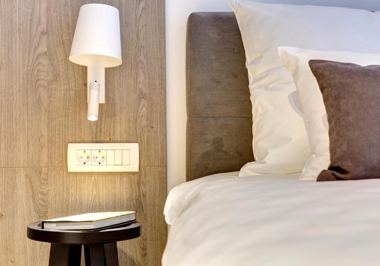 Four Blue Seasons - Luxury Apartments ดูบรอฟนิก ภายนอก รูปภาพ